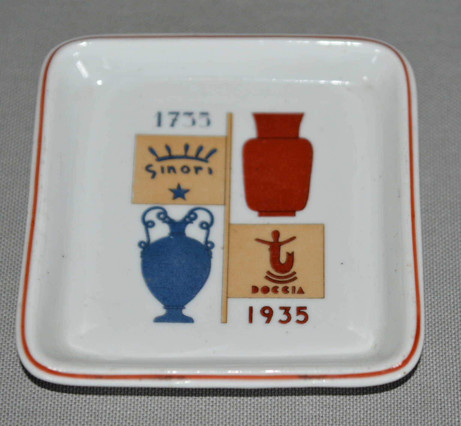 Società Ceramica Richard-Ginori, Posacenere bicentenario