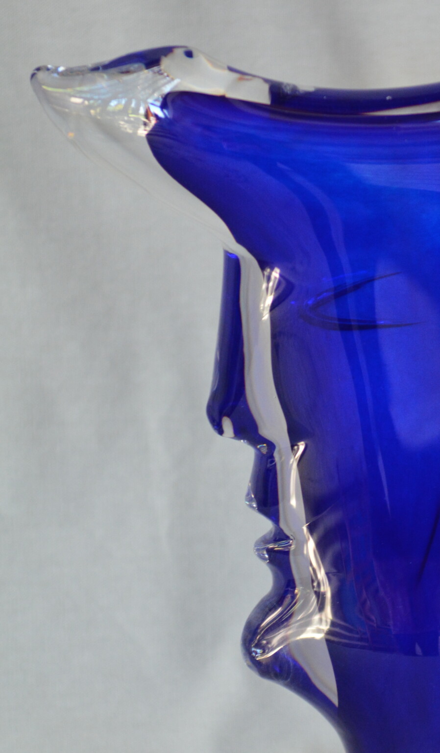 Pozzi, Profili – Giano bleu