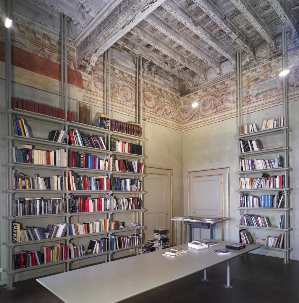 Palazzo Fenaroli Avogadro, ora Bettoni Cazzago Centro Studi Rossana