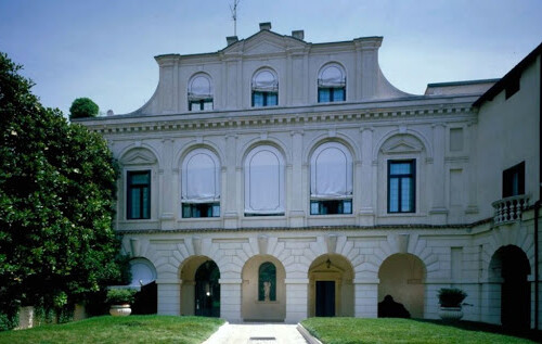 Palazzo Sambonifacio, poi Polcenigo, poi Ardit, poi Sambonifacio, poi Sartori